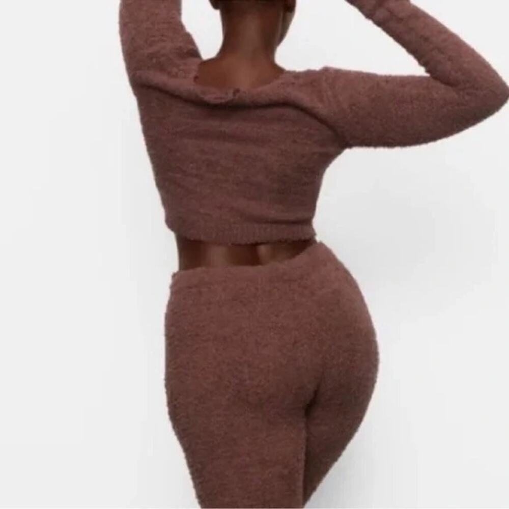 SKIMS Cozy Knit Scoop Neck Crop Top S/M Chocolate Brown - Picture 5 of 7